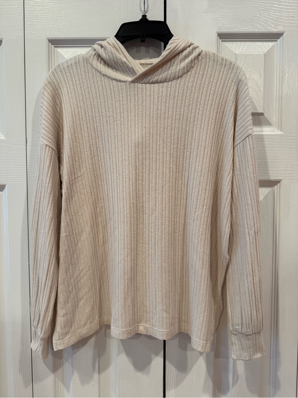 American Eagle Ribbed Crewneck Hoodie in Cream